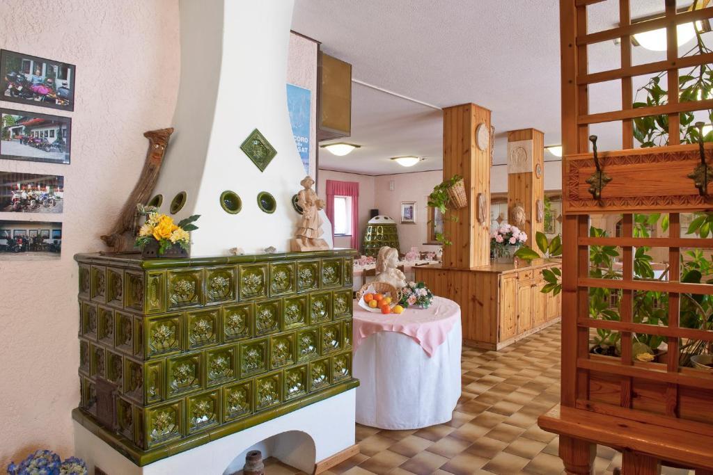 Albergo Negritella Borgo Valsugana ภายนอก รูปภาพ