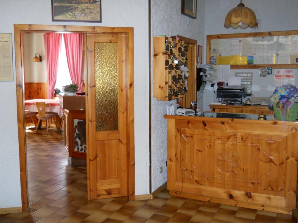 Albergo Negritella Borgo Valsugana ภายนอก รูปภาพ
